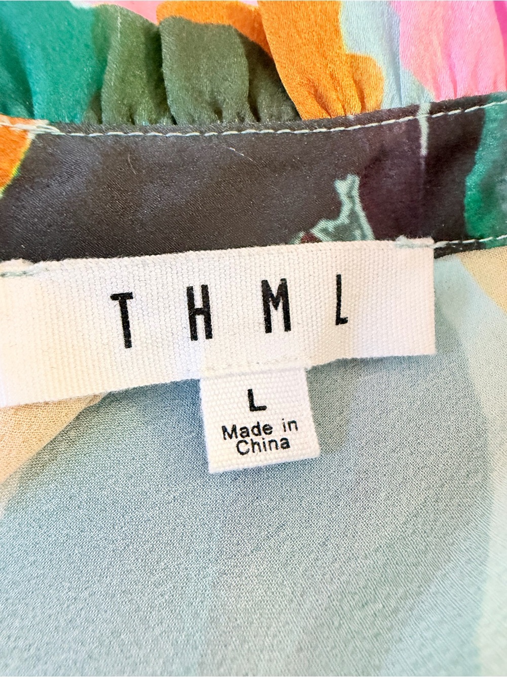 THML bold bright floral puff sleeve blouse - Picture 8 of 8